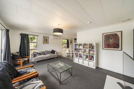 Photo of property in 39 Aniseed Grove, Timberlea, Upper Hutt, 5018