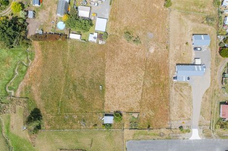 Photo of property in 6 Walter Street, Takapau, 4203