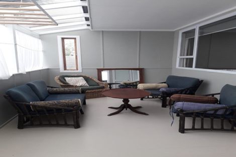 Photo of property in 6 Omata Road, Westown, New Plymouth, 4310