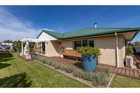 Photo of property in 60a Main North Road, Woodend, 7610