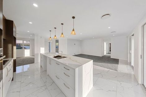 Photo of property in 18 Te Ara Aukati Terrace, Pokeno, 2471