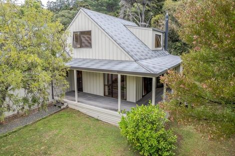 Photo of property in 9 Kowhai Grove, Akaroa, 7520