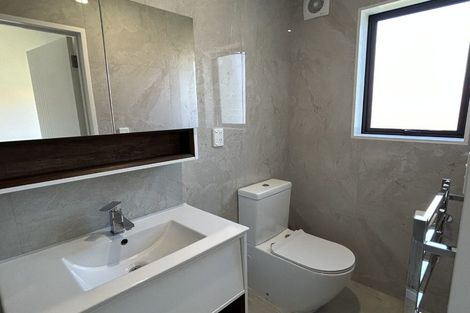 Photo of property in 3 Rangimarie Close, Opaheke, Papakura, 2113