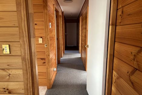 Photo of property in 2 Waipuna Place, Rototuna, Hamilton, 3210