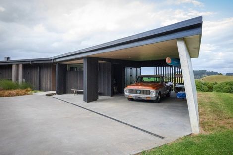 Photo of property in 215b Benseman Road, Raglan, 3296