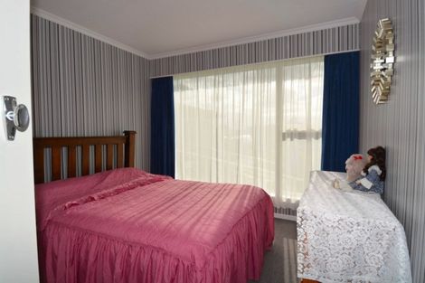 Photo of property in 2 Highfield Terrace, Newfield, Invercargill, 9812