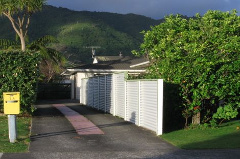 Photo of property in 7 Oriwa Street, Waikanae, 5036