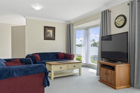 Photo of property in 16 Astor Place, Welcome Bay, Tauranga, 3112