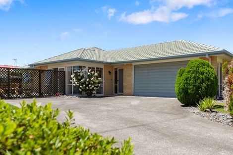 Photo of property in 21 Lavender Place, Papamoa Beach, Papamoa, 3118
