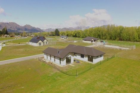 Photo of property in 2 Balfour Way, Hanmer Springs, 7334