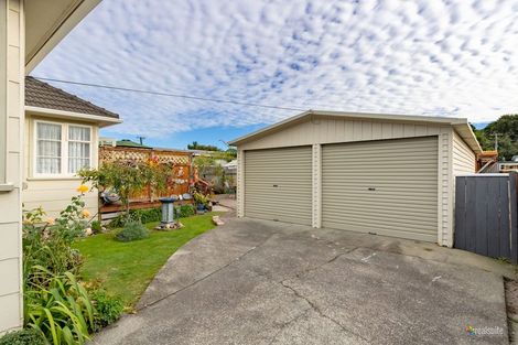 Photo of property in 1 Butler Street, Naenae, Lower Hutt, 5011