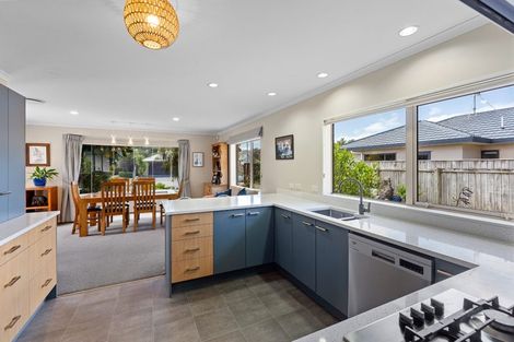 Photo of property in 106 Weggery Drive, Waikanae Beach, Waikanae, 5036