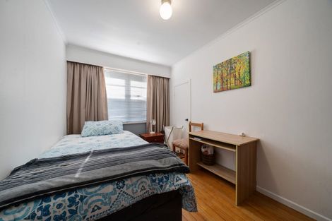 Photo of property in 8 Coniston Avenue, Te Atatu South, Auckland, 0610