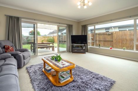 Photo of property in 63 Grey Street, Woodville, 4920