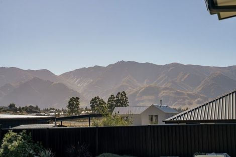 Photo of property in 25 Teal Place, Lake Hawea, Wanaka, 9382