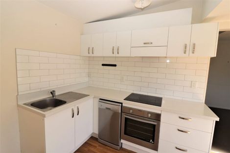 Photo of property in 112 Selwyn Street, Somerfield, Christchurch, 8024