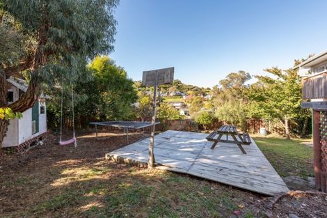 Photo of property in 28 Woolwich Close, Whitby, Porirua, 5024