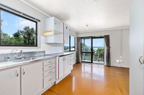 Photo of property in 5 Inca Place, Snells Beach, 0920