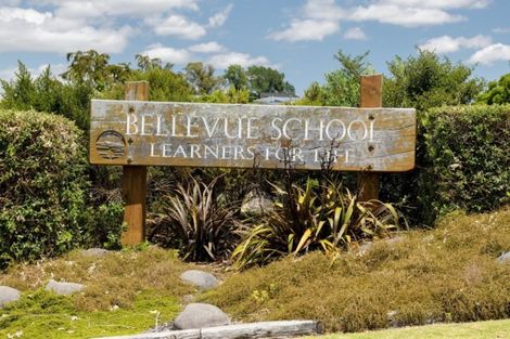 Photo of property in 20 Queen Road, Bellevue, Tauranga, 3110