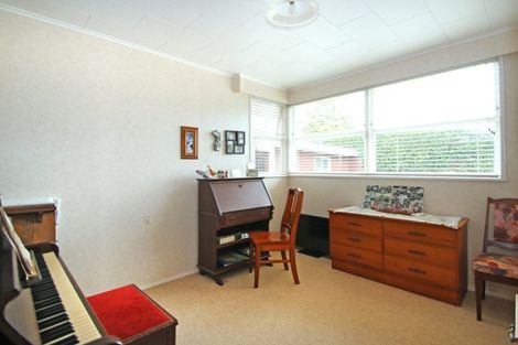 Photo of property in 9 Rameses Place, Pomare, Rotorua, 3015