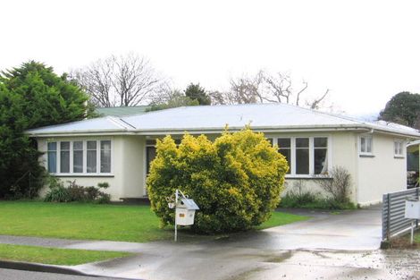 Photo of property in 9 Antrim Place, Hokowhitu, Palmerston North, 4410