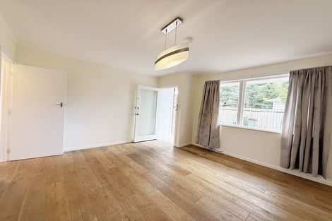 Photo of property in 1/6 Edgewater Drive, Pakuranga, Auckland, 2010