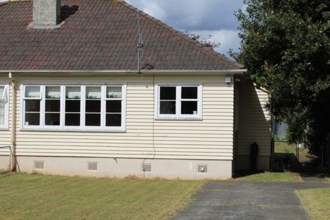 Photo of property in 12 Ranfurly Street, Dannevirke, 4930