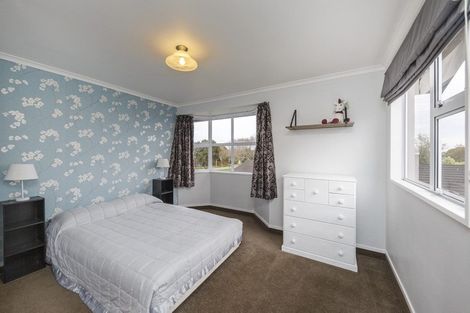 Photo of property in 52 John F Kennedy Drive, Milson, Palmerston North, 4414