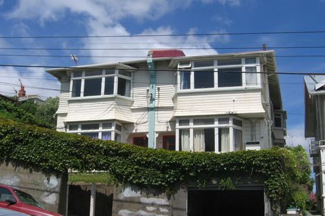 Photo of property in 42 Pirie Street, Mount Victoria, Wellington, 6011
