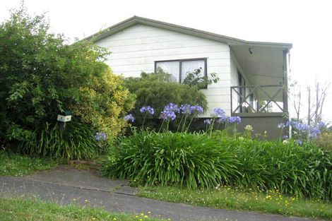 Photo of property in 4 Parkdale Drive, Aramoho, Whanganui, 4500