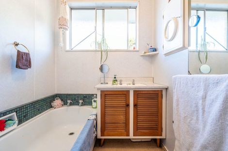 Photo of property in 2/367a Withells Road, Avonhead, Christchurch, 8042