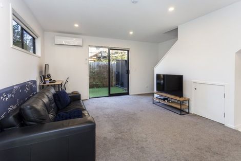 Photo of property in 2/41 Gracefield Avenue, Christchurch Central, Christchurch, 8013