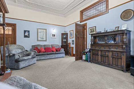 Photo of property in 43 Rainforth Street, Roslyn, Palmerston North, 4414