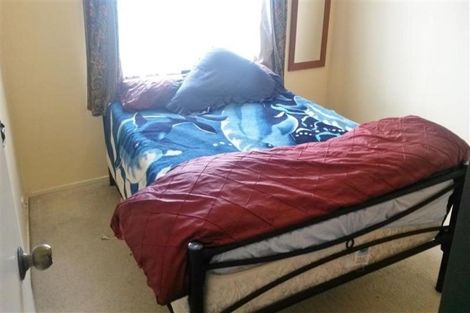 Photo of property in 2/388a West Coast Road, Glen Eden, Auckland, 0602