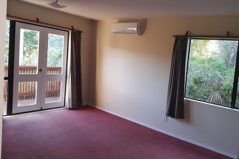 Photo of property in 20a Olivia Crescent, Tawa, Wellington, 5028