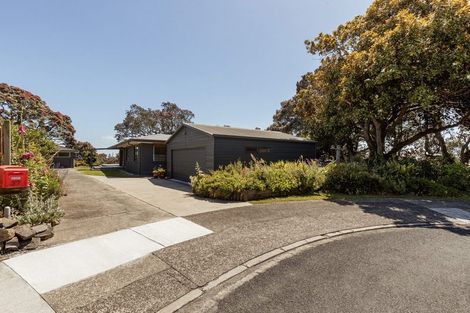 Photo of property in 37 Pohutukawa Drive, Athenree, Katikati, 3177