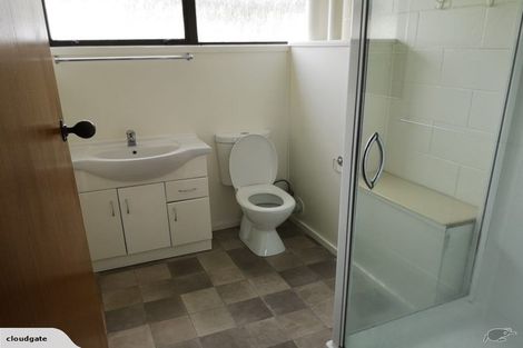 Photo of property in Lynbrae Court Flats, 20/4 Dr Taylor Terrace, Johnsonville, Wellington, 6037