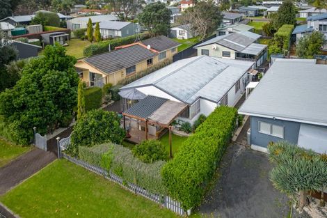 Photo of property in 23 Whiritoa Beach Road, Whiritoa, Whangamata, 3691