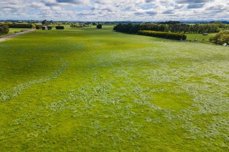 Photo of property in 33 Mckellar Road, Seaward Bush, Invercargill, 9871