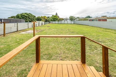 Photo of property in 7 Tainui Street, Castlecliff, Whanganui, 4501