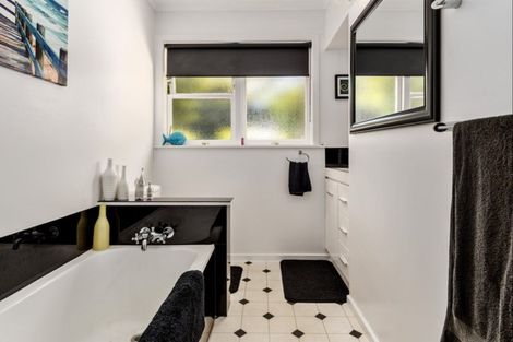 Photo of property in 66 Darraghs Road, Brookfield, Tauranga, 3110