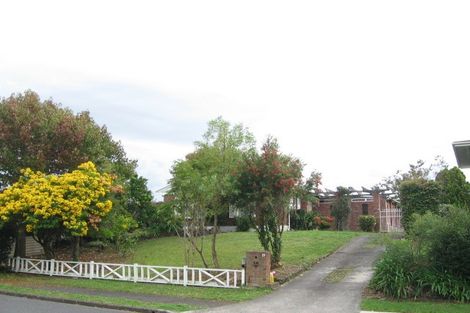 Photo of property in 19 Glenside Avenue, Pakuranga, Auckland, 2010