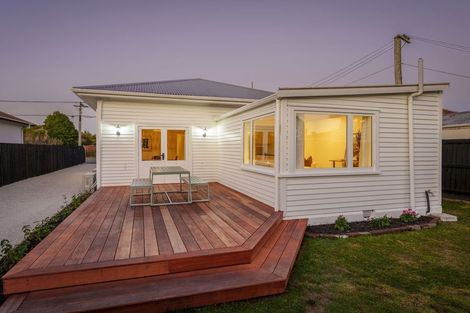 Photo of property in 102 Aylesford Street, Mairehau, Christchurch, 8013