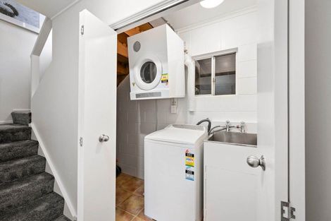 Photo of property in 39 Delhi Crescent, Khandallah, Wellington, 6035