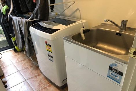 Photo of property in 14a Wattle Street, New Lynn, Auckland, 0600