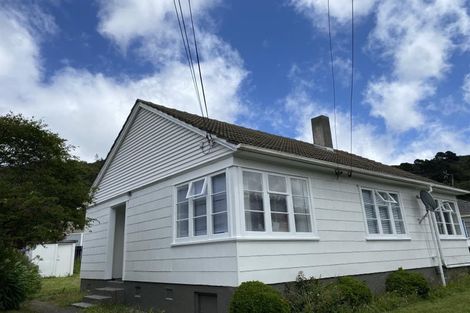 Photo of property in 29 Newcombe Street, Naenae, Lower Hutt, 5011