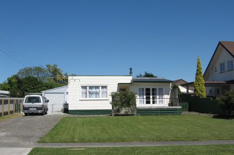 Photo of property in 8 Thomson Street, Gisborne, 4010