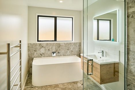 Photo of property in 6 Pihoihoi Close, Waikanae, 5036