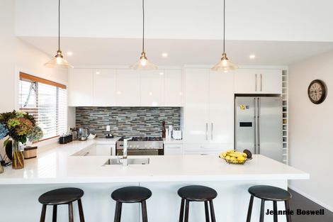 Photo of property in 7 Morocco Terrace, Kelvin Grove, Palmerston North, 4414