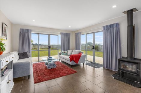 Photo of property in 5 Abbey Way, Whitby, Porirua, 5024